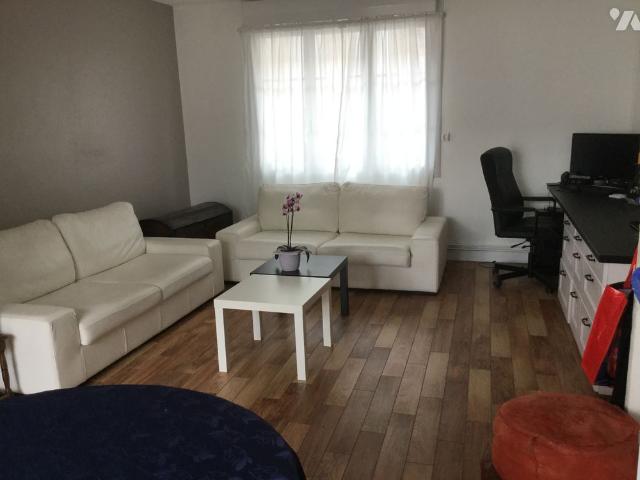 Maison d'habitation située à ABBEVILLE 80100, de 4 à 5 pièces principales