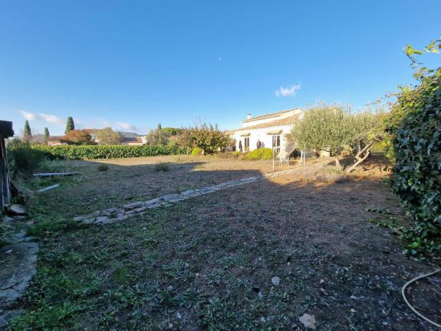 Maison d'habitation sur une parcelle de 1600m² 200m² Mireval