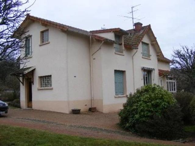 Maison d'habitation proche centre ville. Construction en