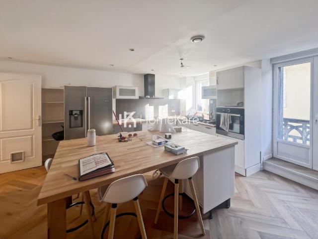 Maison, entièrement rénovée