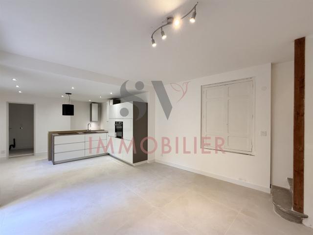 Maison entièrement rénovée avec garantie décennale Aucun tra. 77m² Villeneuve lès Béziers