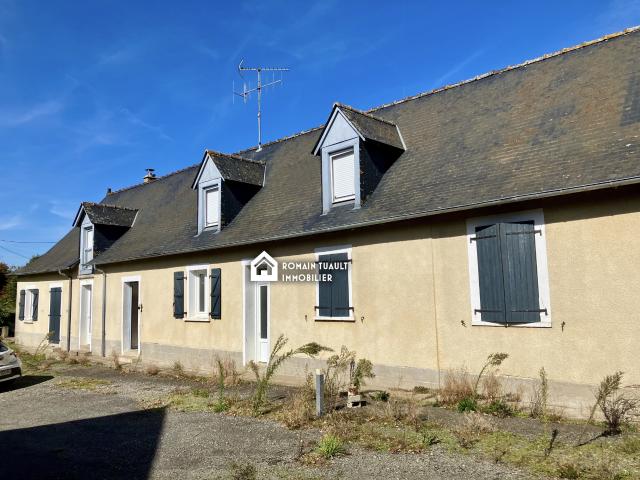 Maison entre CRAON et COSSE LE VIVIEN