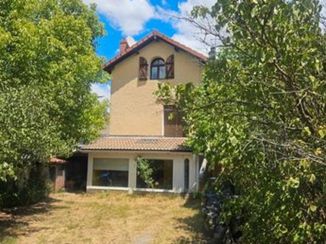 Maison entre la place du forez et les bords de Loire