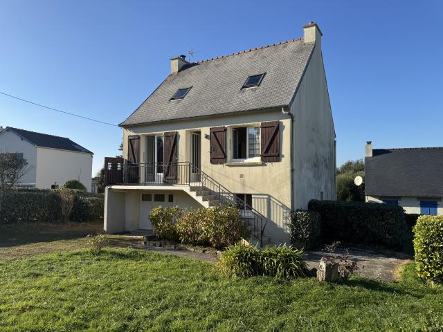 Maison entre le site de Lostmarc'h et le site du château de Dinan emplacement de rêve
