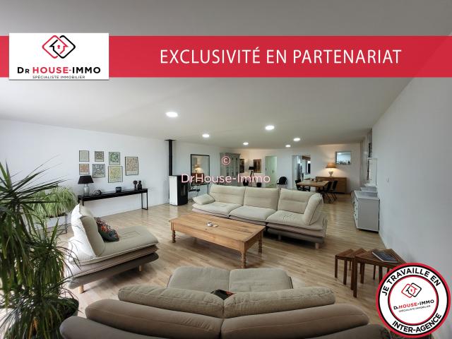 Maison en coeur de bourg, 225 m² de volumes exceptionnels