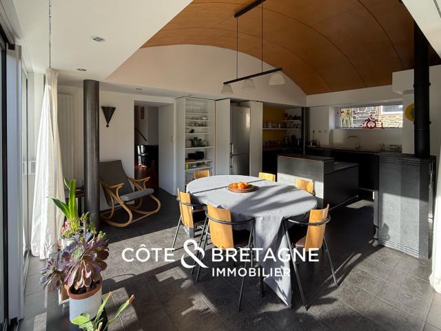 Maison à vendre à Saint Brieuc Volumes généreux et extérieur privatif | Réf: 202622