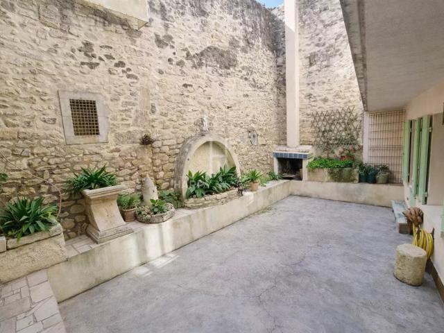 Maison en centre historique ! 118m² Saint Rémy de Provence