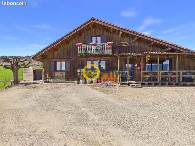 Maison en bois 6 pièces 163 m²