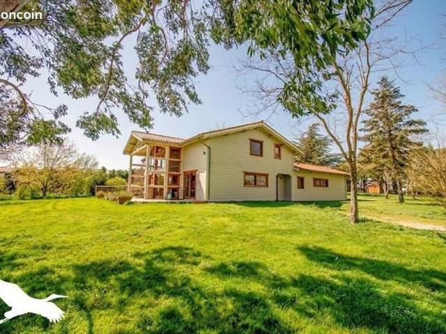 Maison en bois 6 pièces 258 m²