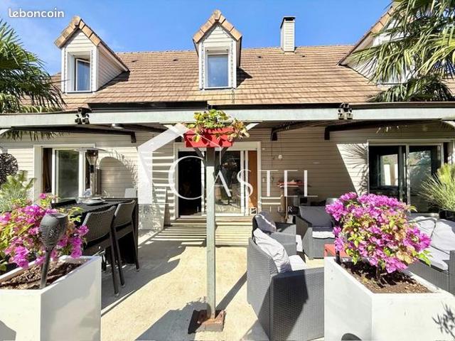 Maison en bois 7 pièces 204 m²