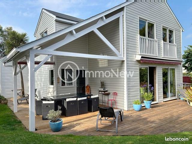 Maison en bois 8 pièces 133 m²