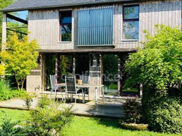 Maison en bois 9 pièces 140 m²