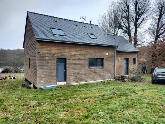 Maison en bois avec étang 6 pièces 106m² 106m² Averton
