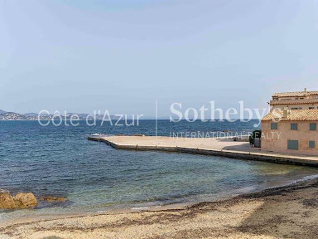 Maison en bord de mer