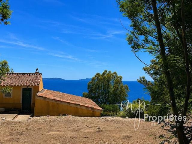Maison en bord de mer