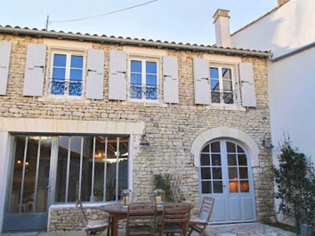 Maison en bord de mer avec terrasse