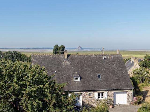 Maison en bord de mer avec terrasse