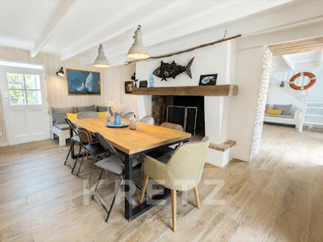 Maison en bord de mer avec terrasse