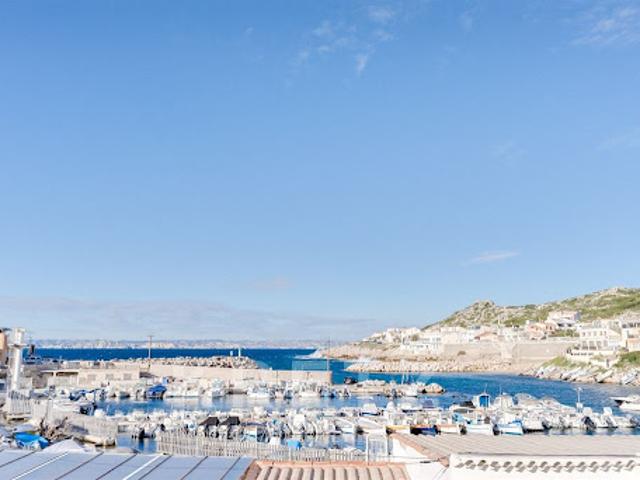 Maison en bord de mer avec terrasse