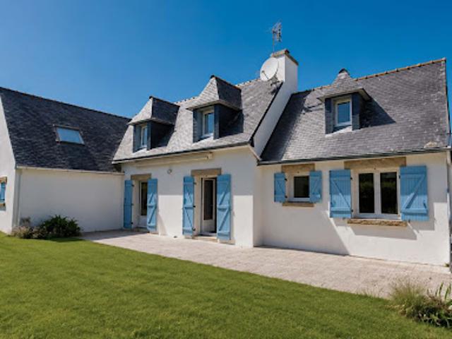 Maison en bord de mer avec jardin
