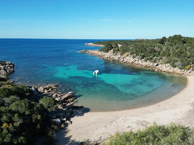 Maison en bord de mer avec jardin