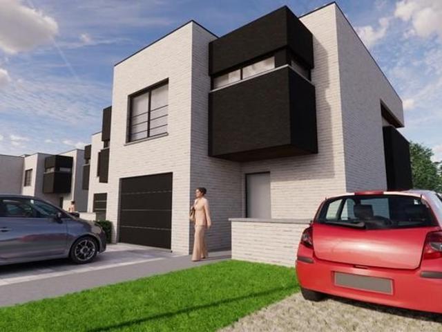 Maison en gros oeuvre couvert fermé 3 Façades
