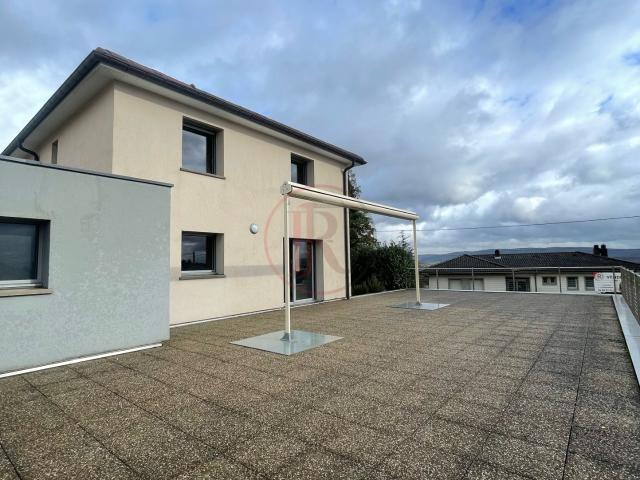 Maison en duplex T5 avec terrasse et garage
