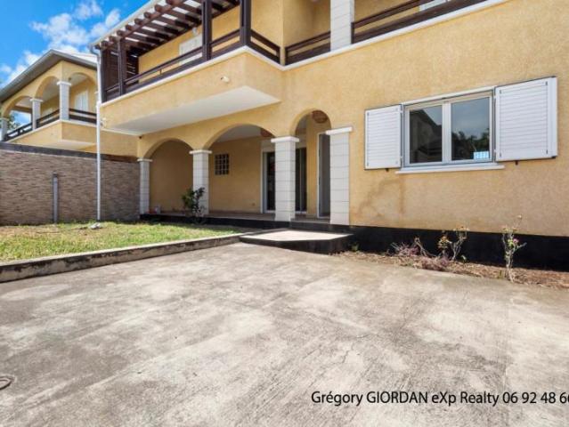 Maison en exclusivité à Saint Pierre – Grégory Giordan, eXp Realty