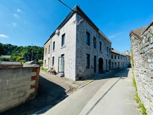 Maison en Location à Andenne