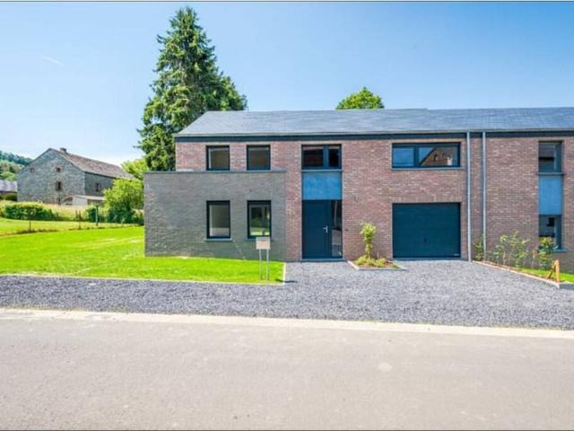 Maison en Location à Nassogne