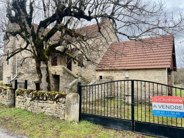 Maison en pierre au calme, proche de Limogne et Martiel