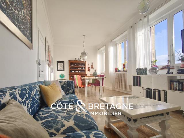 MAISON EN PIERRE AU COEUR DE PLOUBAZLANEC, PROCHE DE PAIMPOL ET DE LA MER | Réf: 202603