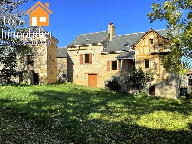 Maison en pierre avec dépendance, piscine, car port à la cam. 103m² La Rouquette