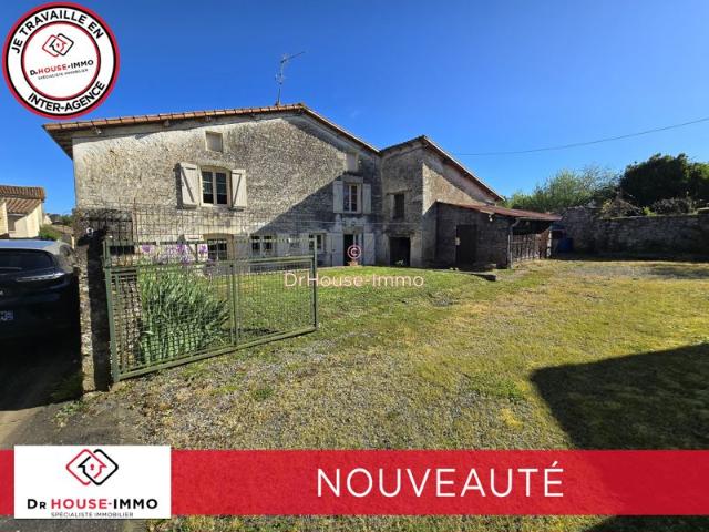 Maison en pierre avec dépendances et fort potentiel à Exoudun 176m² et nonbreuses dépendances sur 1013 m² de terrain