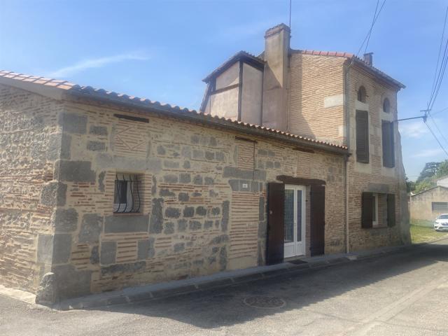 Maison En Pierre avec jardin et garage 100m² Clairac