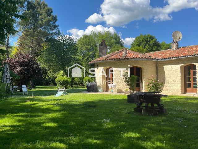 Maison en pierre avec moulin à eau, gîte indépendant, proche. 327m² Barbezieux Saint Hilaire