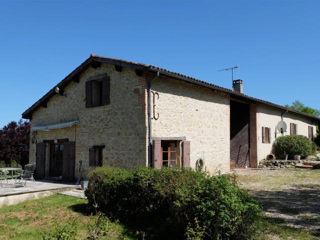 Maison en pierre avec piscine 161m² Tombeboeuf