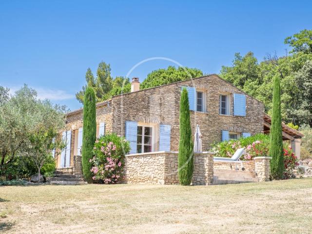 Maison en Pierre avec Vue Exceptionnelle et Piscine 145m² Malaucène