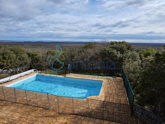 Maison en pierre avec vue panoramique et piscine entre Uzés. 130m² Méjannes Le Clap