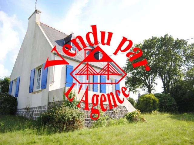 Maison en pierre à KERALIOU