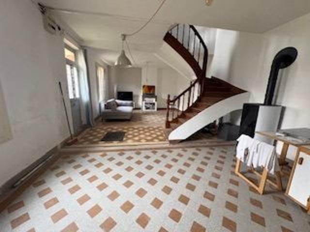 Maison En Pierre A Mosnes 37 82m² Mosnes