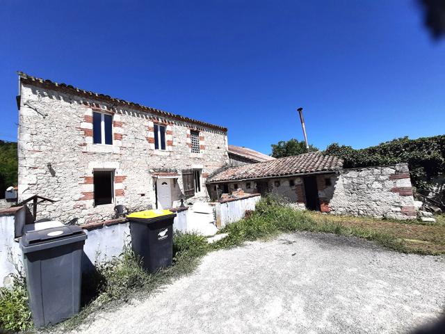 Maison en pierre à Malause 5 pièces avec jardin