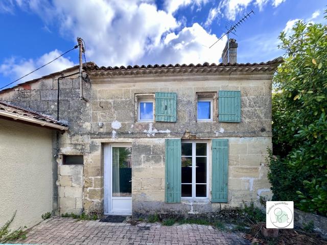 Maison en pierre à Saint André de Cubzac Centre ville à pi. 38m² Saint André de Cubzac