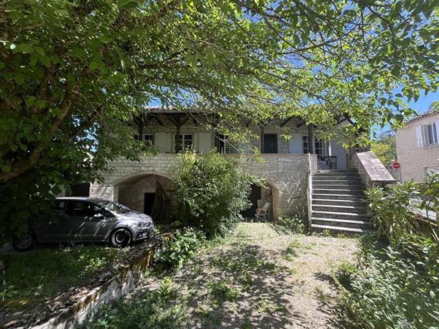 MAISON en pierre à SAINT PANTALEON 46