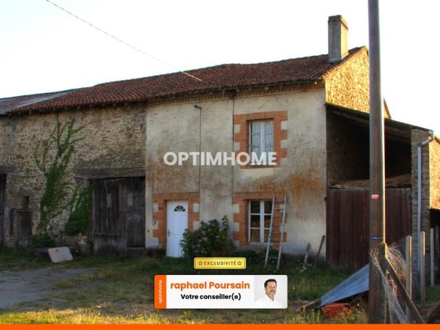 Maison en pierre à rénover grange attenante jardin