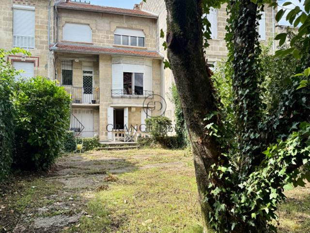 Maison en pierre à vendre avec garage et jardin PARC BORDELAIS