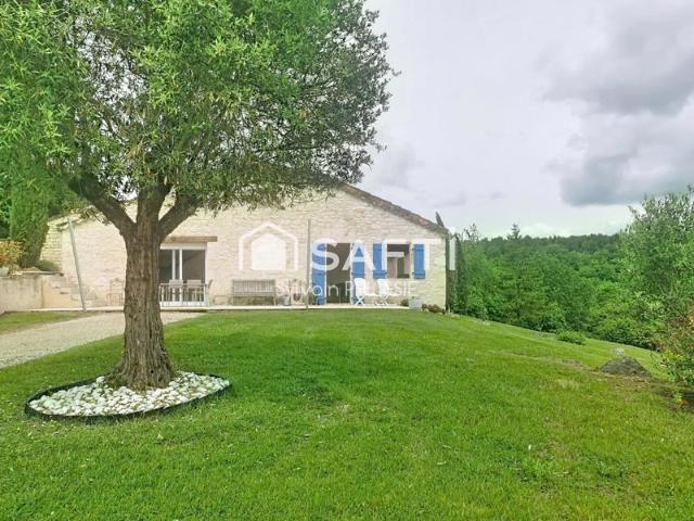 Maison en pierre blanche du Quercy – – 172 m²