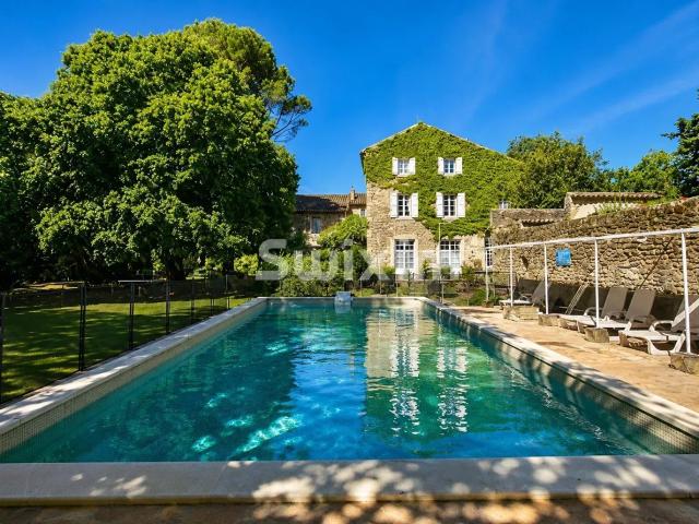 maison en pierre bord de riviere 411m² Grignan