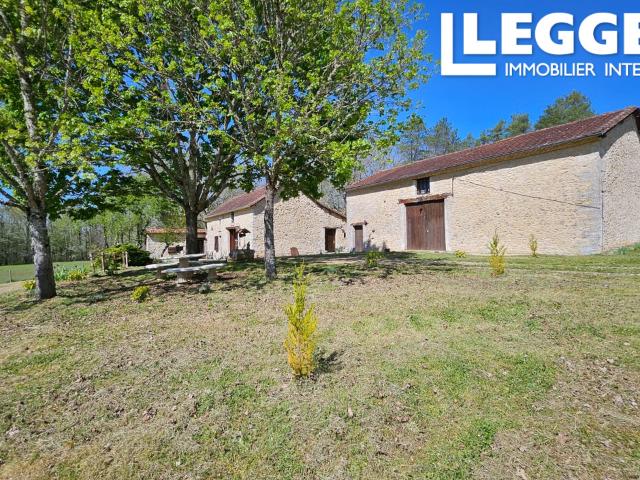 Maison en pierre dans un endroit calme proche de la zone de Trelissac