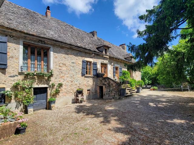 Maison en pierre de caractère à la campagne époustouflante 190m² Villefranche De Rouergue
